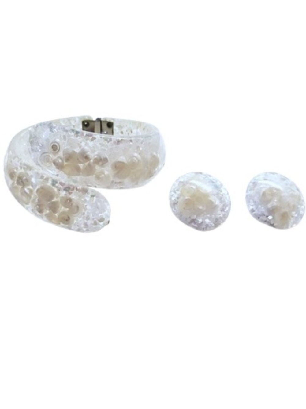 1960s Vintage White Lucite Plastic Bangle Bracelet & Earrings Set With Seashells